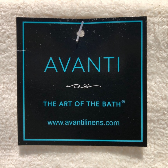 Avanti Linens Cardinal Hand Towel embroidered pine cone holly xmas Christmas - Picture 6 of 8